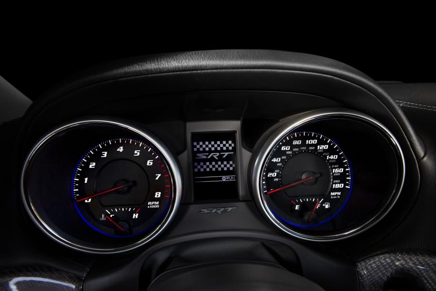  Jeep Grand Cherokee SRT8 2012 года  (фото 124 из 186)